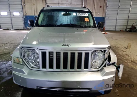 2008 Jeep Liberty Sport z USA, uszkodzony, nr VIN 1J8GN28K38W244356